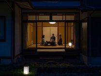 ��艷��@�Ƃ���ʊق̊O�ώʐ^