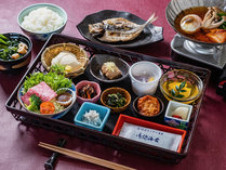 ���u�}�b�N�X���]�[�g�ɓ������e���X���X�p�̎{�ݎʐ^3