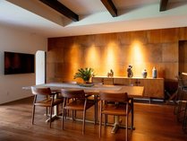 ���Ղ̎{�ݎʐ^2