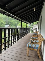 Alpine Route Lodge�̎{�ݎʐ^2