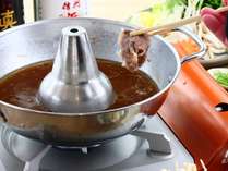 �R�����Ɖ��y�̏h�@ �y���V�����`�������������̎{�ݎʐ^2