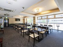 �r�W�l�X�z�e�� �{�X�g���̎{�ݎʐ^2