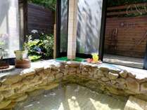 �ߐ{�a���̏h�@�v�`�y���V�����@���E�n�[���̎{�ݎʐ^3