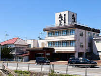 �n���̓����ق̊O�ώʐ^