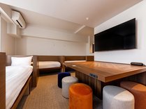 �U�E�����t�@�C�u���V���E�̎{�ݎʐ^2