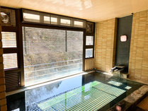 ���u�}�b�N�X���]�[�g�얓����`�m�m�d�w�̎{�ݎʐ^3