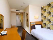 �z�e���E�B���O�C���^�[�i�V���i���Ϗ��q�̎ʐ^