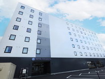 �z�e���؉� �H�c�j���w�O�̎{�ݎʐ^1