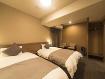 VR@̓@h[~[CxR@̎{ݎʐ^3