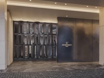 �i�v�}���I�b�g�E�z�e�������̊O�ώʐ^