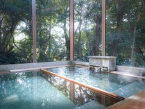 THE BASE GLAMPING YUGAWARA̎{ݎʐ^2