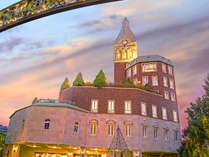 ���C�����`�F�X�^�[����z�e�������g���[�g�̎{�ݎʐ^1