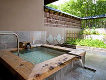 11��ނ̑ݐؘI�V���C�@���㍂��/����������@�z�e���T���o�[�h�̎{�ݎʐ^3