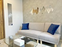 Neighbor�fs Hotel �����s�w�O�̎{�ݎʐ^2