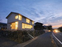 ���s�X�郖�� B&B�̊O�ώʐ^