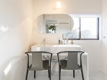 THE THERM�̎{�ݎʐ^2