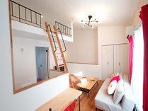 Neighbor�fs Hotel �ܓ��s�R�C���ʂ�̎{�ݎʐ^2