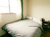 �ݕʑ��@�E�T�M�̋��̎{�ݎʐ^2