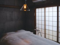 �Q�X�g�n�E�X ���g���}�`�J�̎{�ݎʐ^2