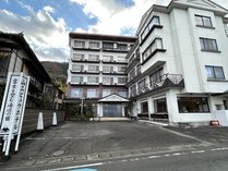 �x�m��]�ފC�ӂ̏h �R�O�r���E�z�e���̎{�ݎʐ^2