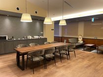 �z�e�� B4T �p�ق̎{�ݎʐ^2