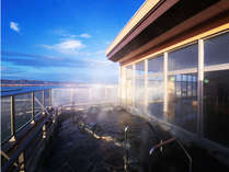 �y�킽�艷�� ���̊C�z �̐�i�Ƌ��F�ɂ����₭�V�R����̏h�̎ʐ^