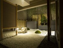 �z�e������ ���s �O�����f�̎{�ݎʐ^2