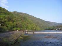 ���s�@���R����E�ʎl�G�̏h�@�Ԕ��̎{�ݎʐ^3