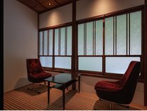 �Ó��̎{�ݎʐ^3