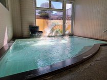 �z�e���T���h�{�̎{�ݎʐ^1