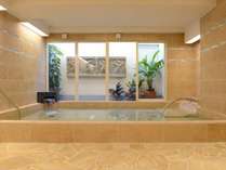 �z�e���p�[�����C�������]�[�g���ےʂ�̎{�ݎʐ^3