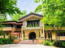 �z�e���@�� �l�[�W���̊O�ώʐ^