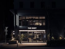 HOTEL THE KNOT YOKOHAMA�̊O�ώʐ^