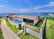 �N���X�^�����B�����l�I�[�V�����Y�h�b�O���]�[�g�̊O�ώʐ^