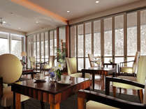 ���ƌ���100���������� ���R���_���� �����]�[�g���X�p�̎{�ݎʐ^3