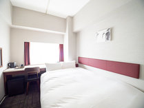 �i4/25���u�����h�ERESOL�O���[�v�j��y�K�[�f���z�e���̎{�ݎʐ^1