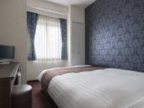 �z�e���Z���g���C�����É��̎{�ݎʐ^3