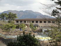 国民宿舎恵那山荘の外観写真