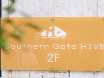 Southern Gate HIVE�̊O�ώʐ^