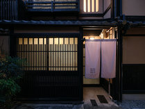 a@䒬̊Oώʐ^