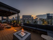 &Here SHINJUKU�̎{�ݎʐ^2