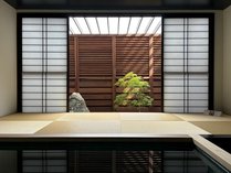 ���̏h�@�{�l�O�����h�z�e���̎{�ݎʐ^3