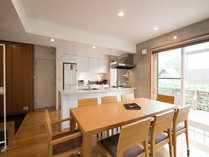 �j�Z�R�Z���g�����@�n�E�X���A�p�[�g�����g�̎{�ݎʐ^2