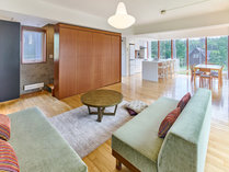 �j�Z�R�Z���g�����@�n�E�X���A�p�[�g�����g�̎{�ݎʐ^3