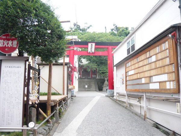 �����_��