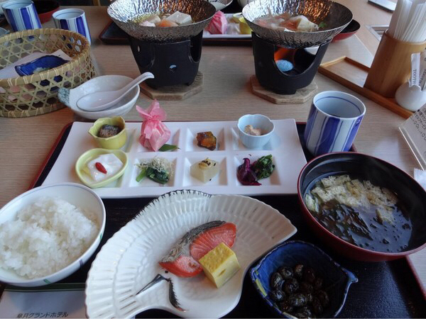 �͌��O�����h�z�e��