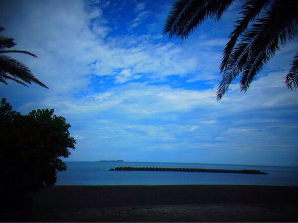 �Ȃ��������E�ɓ��I�����W�r�[�`