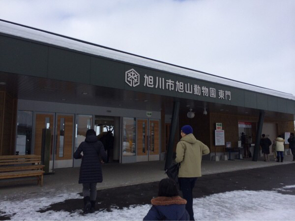 ���R������