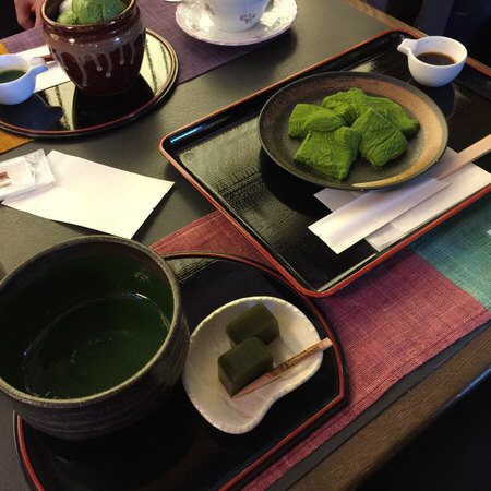 �������g�{�X