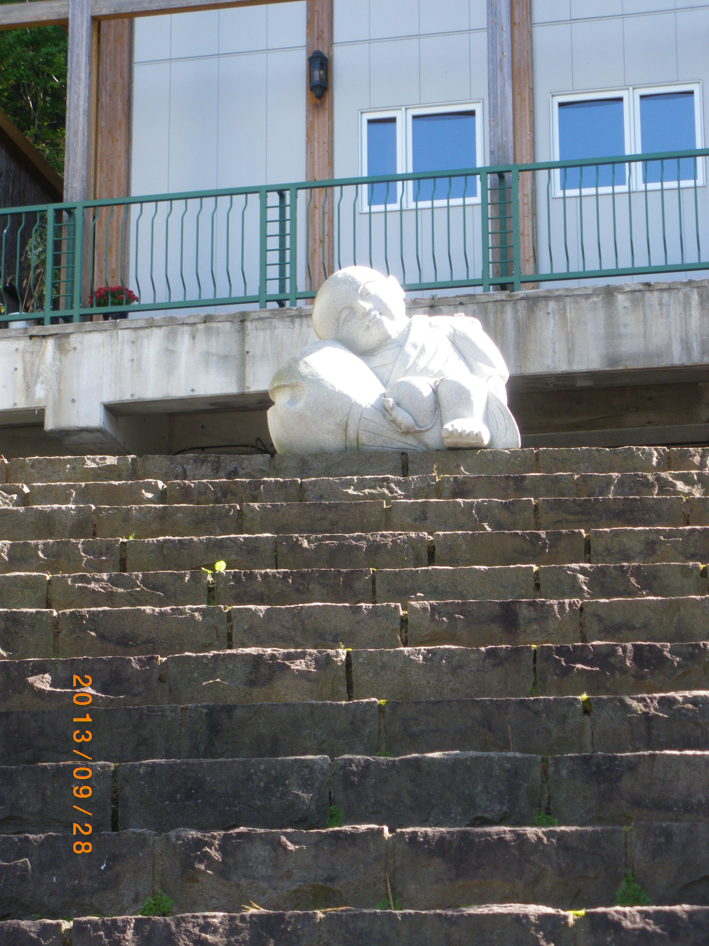 �@�~���ܕS������